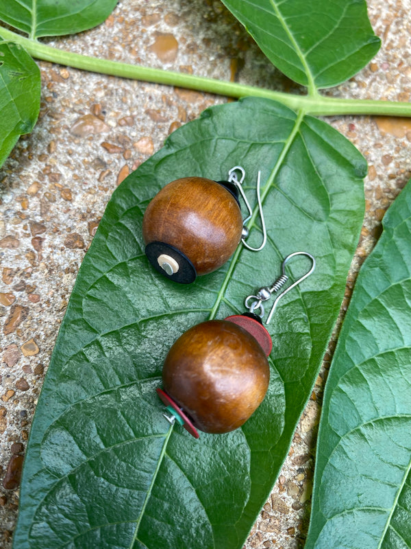 Brown wooden circle earrings